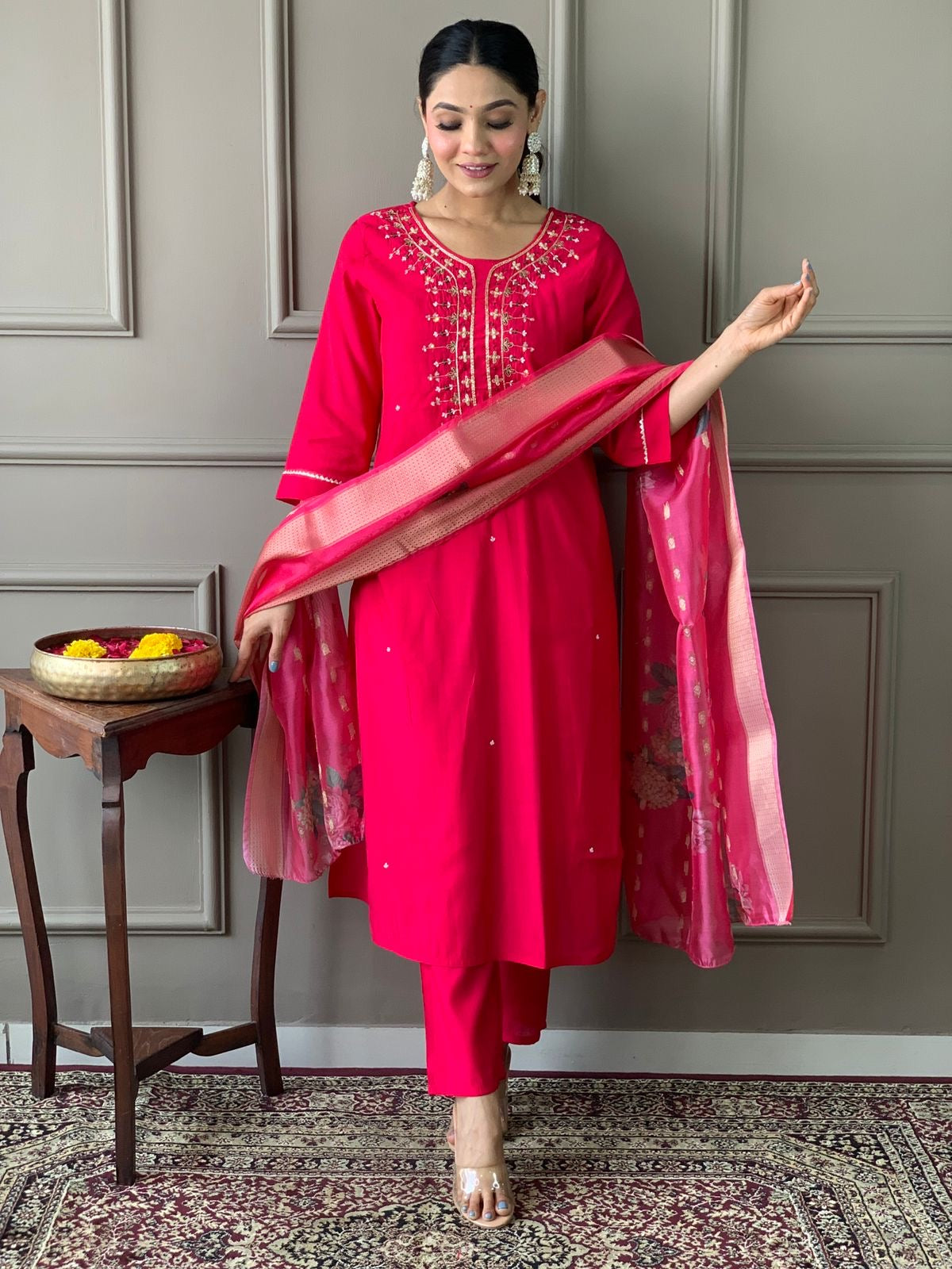 Embellished Kurta Set with Dupatta – Festive Radiance