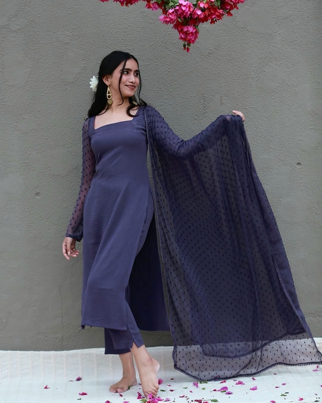 Sheer-Sleeve Kurta Set with Flowing Dupatta – Grace in Motion
