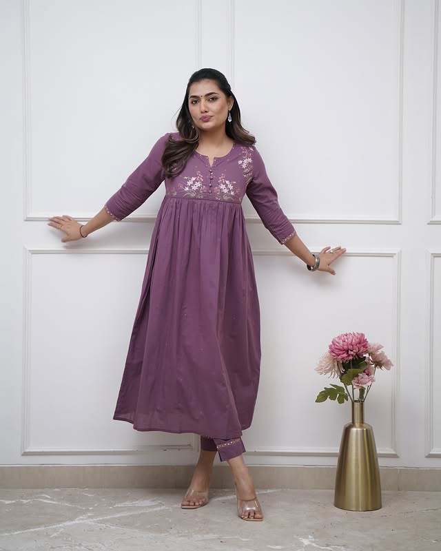 Mauve Embroidered Kurta Set with Tapered Pants