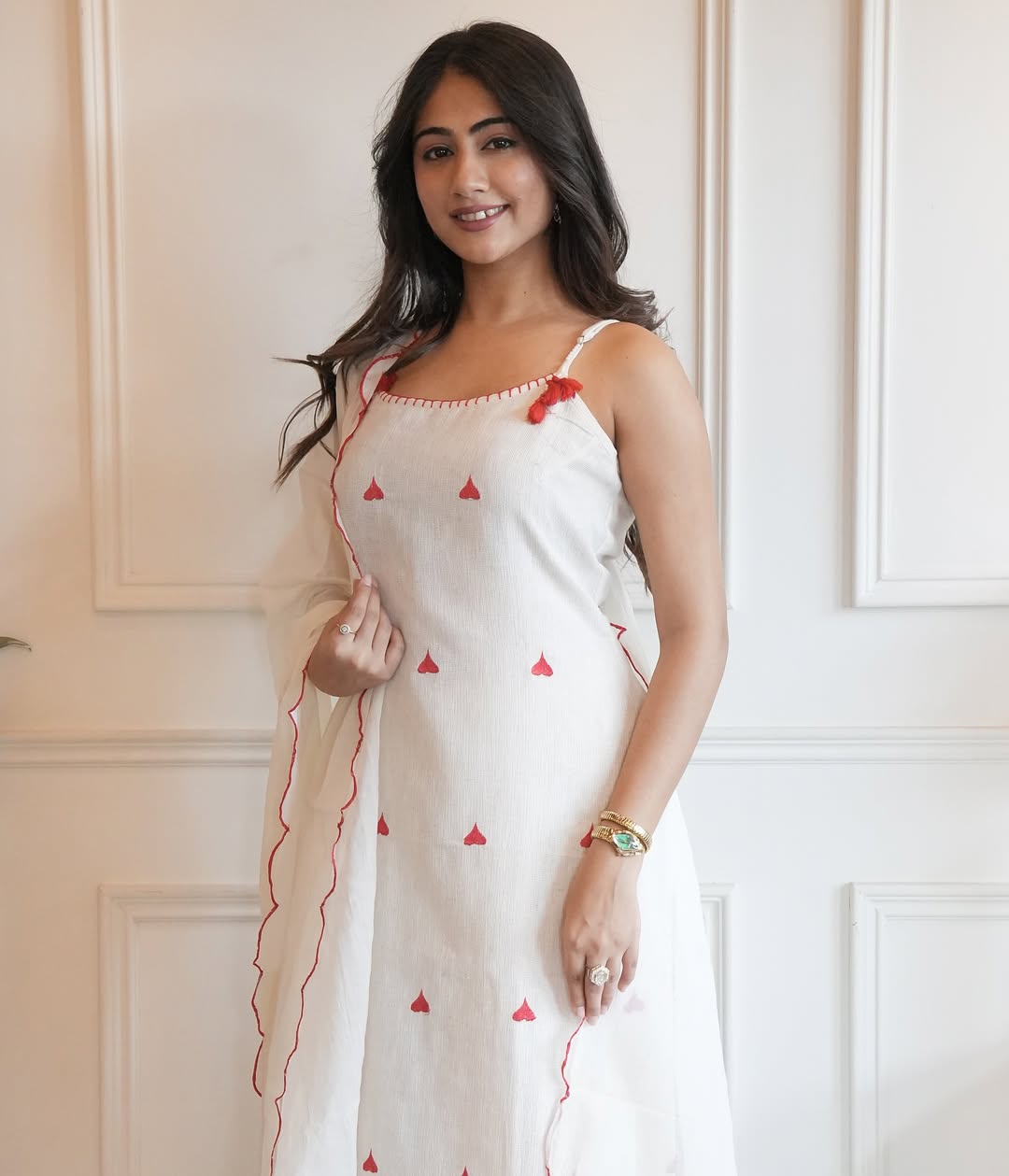 Elegant White Straight Kurta Set with Subtle Red Accents
