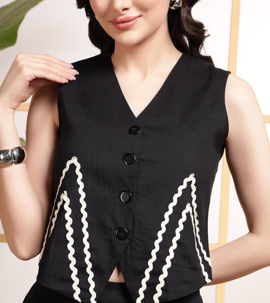Elegant Sleeveless Black Co-ord Set with White Detailing