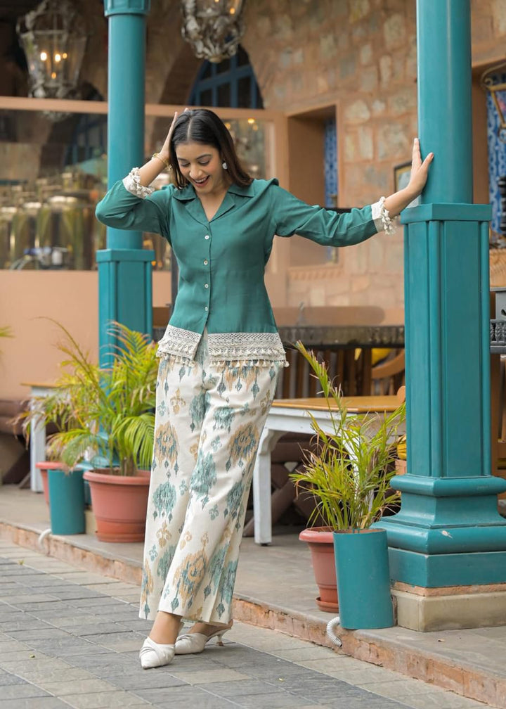 Ikat Elegance: Handcrafted Cotton Comfort