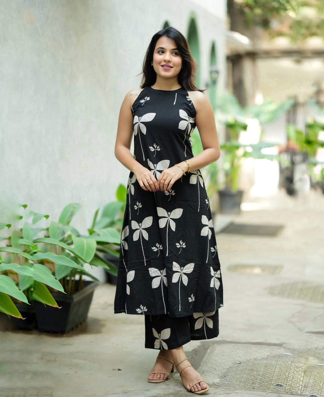 Black Floral Halter Neck Co-ord Set  Description: