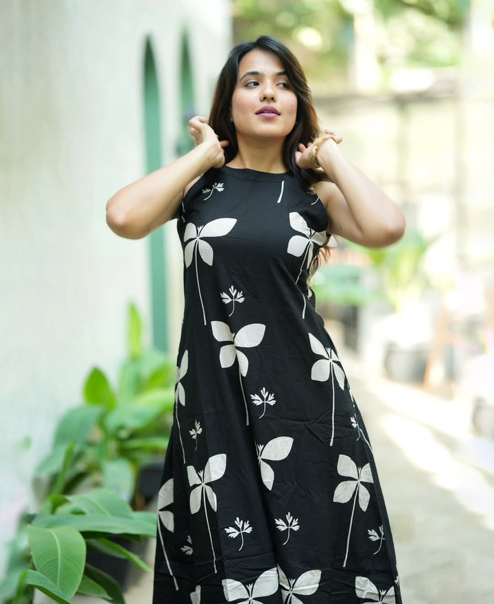 Black Floral Halter Neck Co-ord Set  Description: