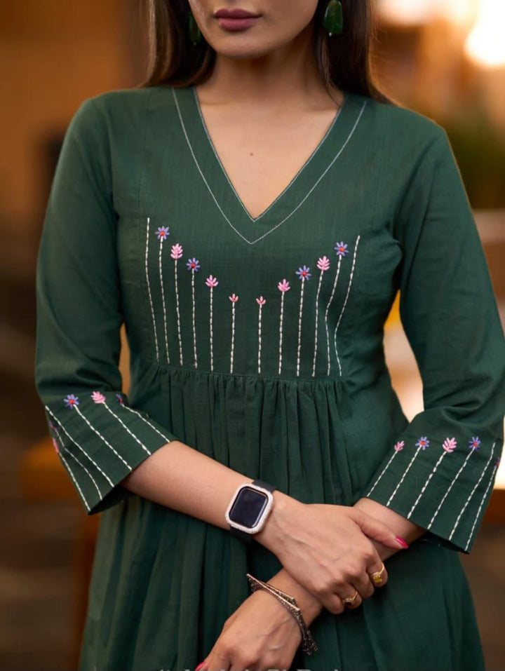 Deep Forest Green Hand-Embroidered Cotton Kurta Set