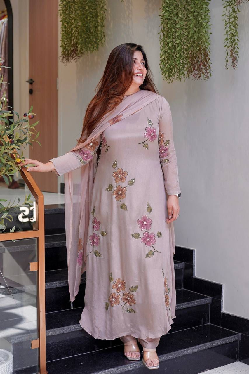 Digital Print Floral Elegance: Premium Kurta Sets