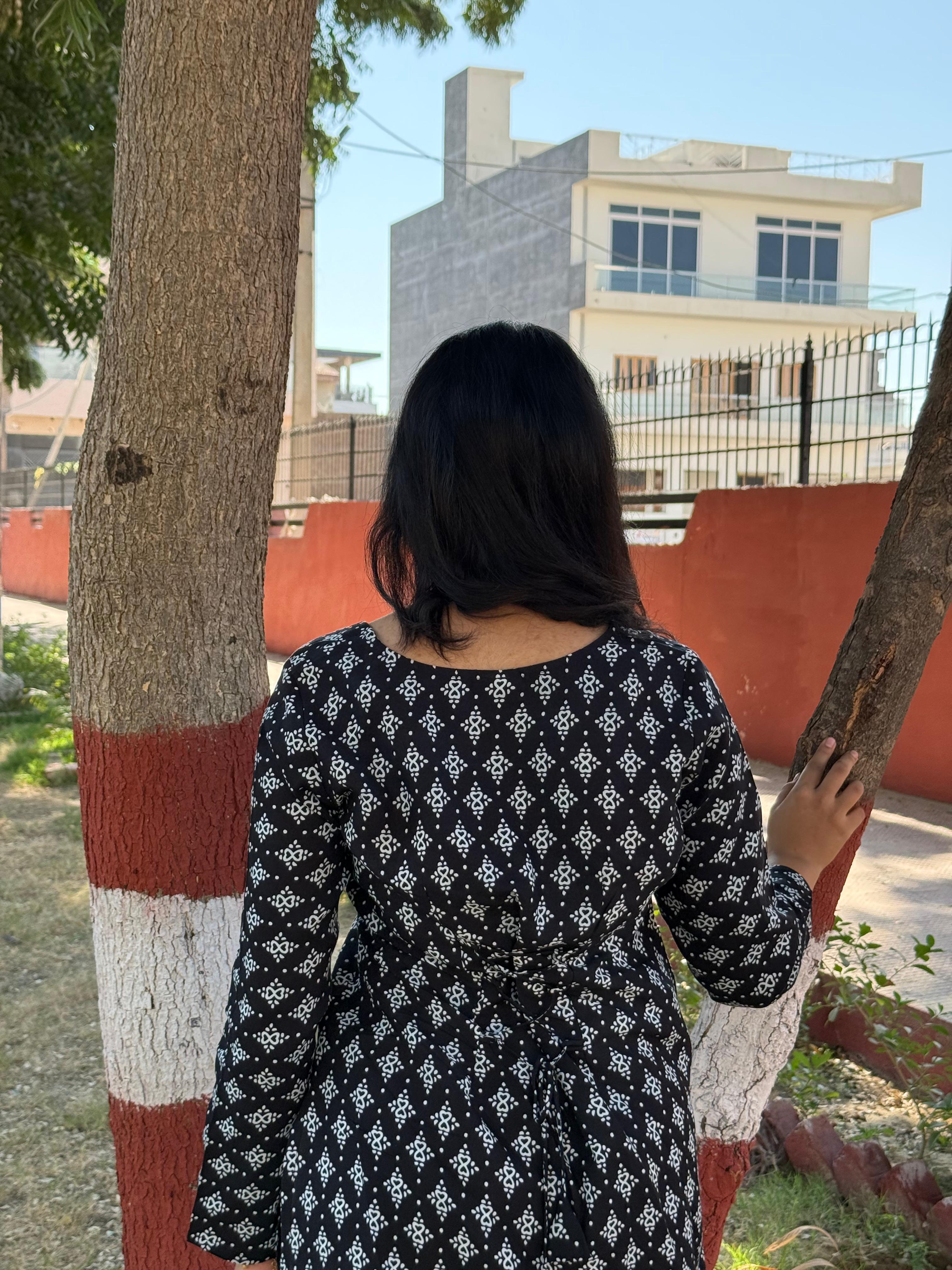 Printed Short Kurti with Square Neck & Full Sleeves